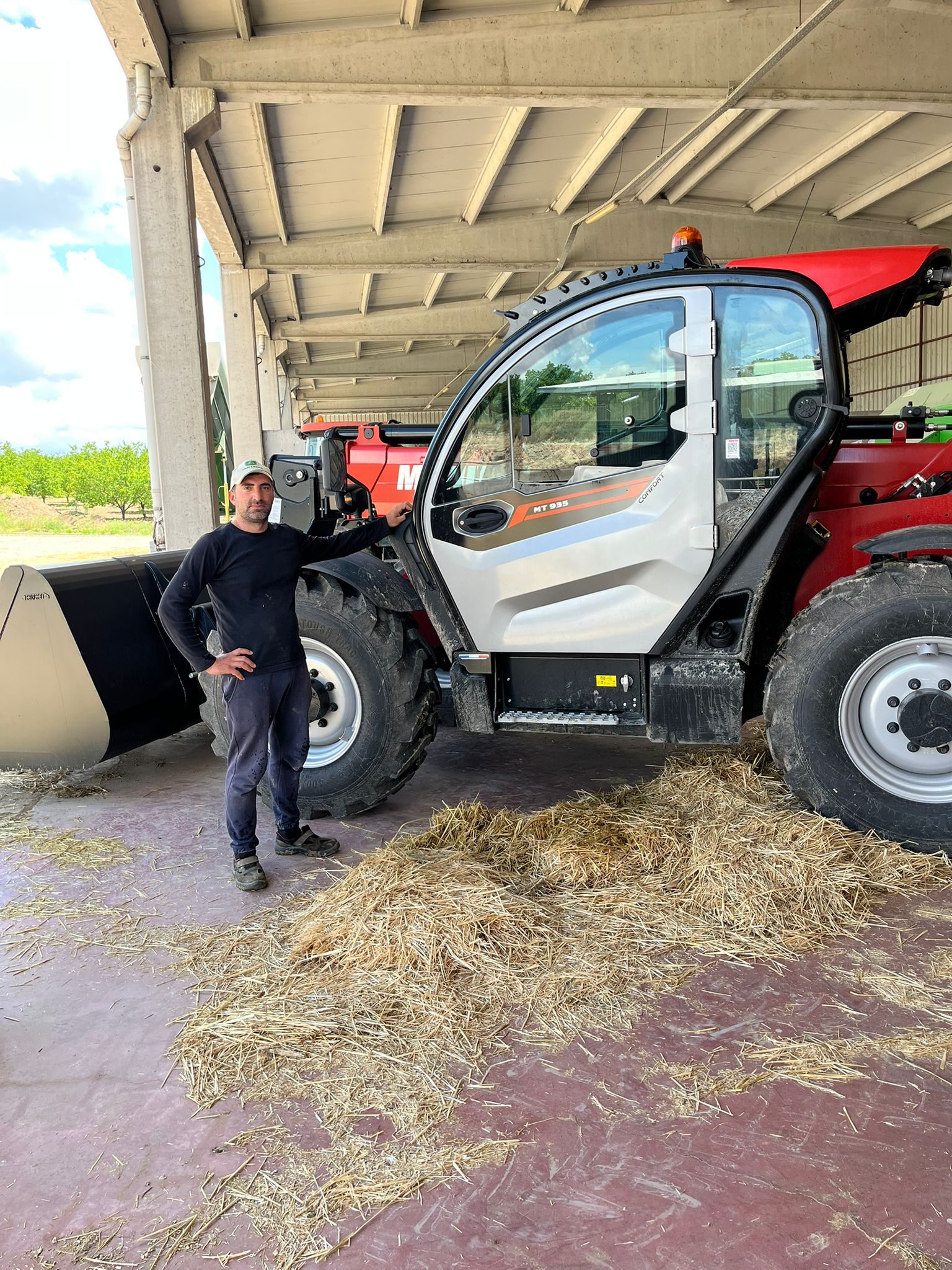 İZTOP iş Makina dan 2026 Model 9.35 Sıfır Full Manito